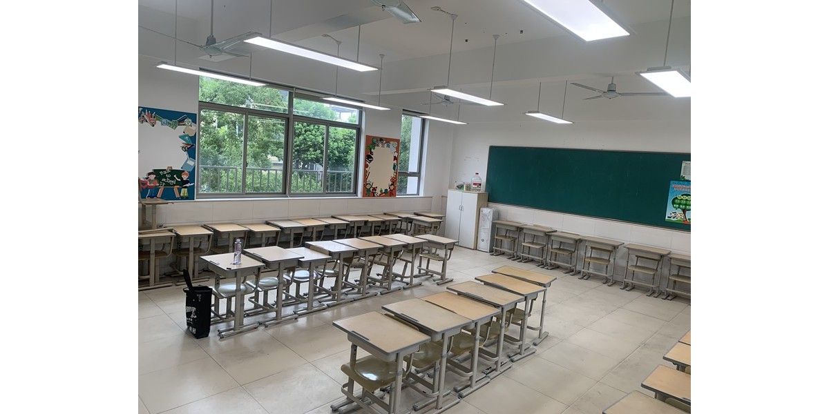 案例｜上海七寶明強(qiáng)小學(xué)(西校區(qū))打造教室優(yōu)質(zhì)照明光環(huán)境，迎接開(kāi)學(xué)季